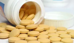 一名42歲大姐，堅持服用葉酸，一年後體檢，身體可能有哪些改善？