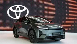 最大續航600公裏，四驅效能很強悍，豐田C-HR+ EV官圖正式釋出