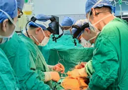 河南實施首例非體外迴圈下心臟不停跳微創人工心臟植入術