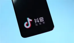 推出辟謠卡功能，打造可信內容生態，謠言資訊一搜即現真相