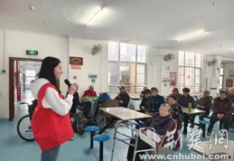 田間課堂裏的雙向成長——湖北文理學院誌願者與特殊兒童的溫暖之旅