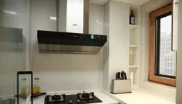 5㎡廚房逆襲術！收納翻倍+動線神操作，小戶型必看