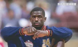 強如賈奈特1995年第五順位被選中 他前面的四人是誰？生涯成就如何