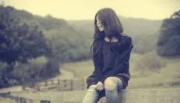 你曾見過哪些自甘墮落的人？連自己老婆都抵押給別人，真無藥可救