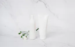 離譜！夏天剛開始就曬黑了？咋個快點白回來？