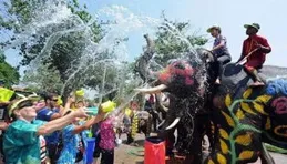 東西問丨龍曉燕：潑水節何以「破圈」？