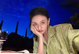 【無憂渡】只是回歸第一步，宋祖兒轉發官媒動態，【折腰】也穩了