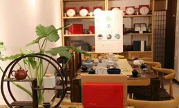 Experience the beauty of oriental blossoms with our international 