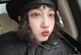 關曉彤又一次「破圈」了！與鹿晗的戀情再次引發網友熱議！