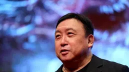 王晶曝對港娛失望真因，鼓勵姜濤向優秀藝人學習，網友評論引熱議