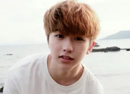 蔡徐坤也是好起來了，從塌房藝人到各地文旅轉發，跑男腸子悔青了