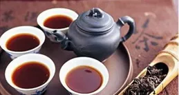 喝涼茶真的能降火嗎？醫生提醒：這4類人喝了反而更傷身！