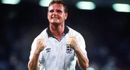 巴比·西蒙斯，曇花一現的最快進步球員