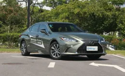 雷克薩斯ES2020款一手車：5萬公裏，CVT變速箱，舒適靜音之選