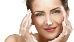 怎麽洗臉才洗得徹底幹凈？