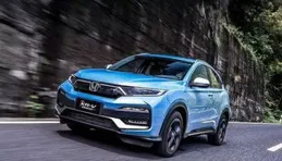 適合一家四口的6座SUV，這三款動力強勁乘坐舒適
