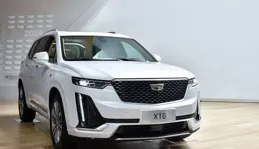 40 萬級大型 SUV 怎麽選？問界 M8 值不值得買，有哪些亮點配置？