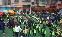 靈璧縣大廟中心幼稚園舉辦親子運動會，點燃運動激情