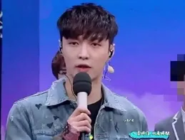 請問京東上買的張藝興專輯是正版嗎？