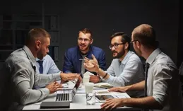 蠻好的人生：客戶虧400萬曼黎賠360萬，公司10％責任，太離譜？