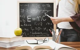 醫院的護士薪資待遇如何，縣級醫院的護士工作20年，優勢曝光