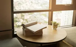 人過了五十，不管在誰面前，都不要亮出這4張底牌，真的很傻