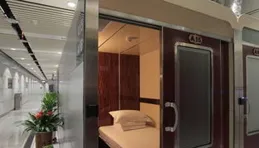 那個冬夜，我在公廁隔間裏邂逅了激情和HIV