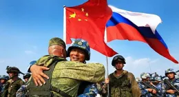 中國儀仗隊走上紅場