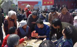 油煙擾民引投訴 網格聯動解民憂