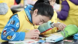 200余名萌娃在遊戲與實踐中感知勞動價值，傳承勞動精神