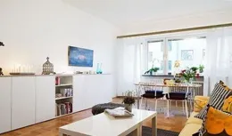 瑞典不規則老公寓，白色暖木色如陽光般溫暖明媚，精致而又經典