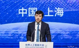 嘉賓問答|李自學：人工智慧加速普及，但行業套用仍存三大難題