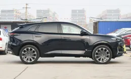 家用SUV的新選擇，配2.0T+適時四驅，油耗7L，賣14.19萬