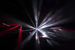 汽車加射燈違法嗎？改裝車燈的法律風險與家居照明啟示