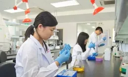 中國科研人員研制 智慧靈巧手首次實作類人水平的自適應抓取