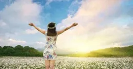 女性在60歲後在兩性關系和個人認知上經歷的一種深刻轉變