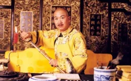 10位扮演皇帝的「專業戶」，唐國強演技炸裂，最後一位已成經典