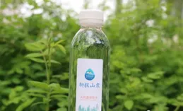 夏天喝「冷水」還是喝「溫水」，哪個更健康？告訴你真相