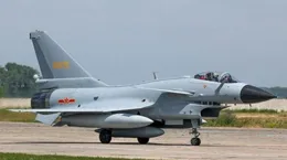 飆風和殲10CE全都要？印尼的選擇將開個好頭，中國戰機的時代來了