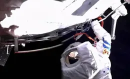 空間站曾被撞，神二十乘組為何才出艙1次，地面太空救援飛船何用