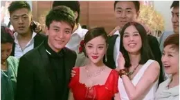 黃聖依首次承認賈乃亮是初戀，李嘉格起哄：他是全班最帥的