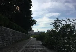 因大雨天氣，東湖磨山索道今日暫停營業