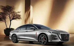 國產轎跑換新上市，車長4990mm，252馬力、加速6.8s，動靜皆風尚