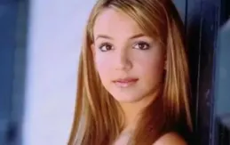 「小甜甜」被父親在體內放節育器，奴役她13年，禁止讓她見孩子