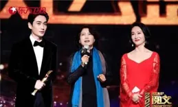 李亦非在【玫瑰故事】裏大放異彩