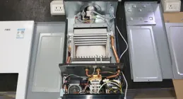 想利用壁掛爐和水箱一起做零冷水系統，系統應該怎樣設計？