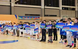 近五百籃球高手將在余杭區激戰三個月，「超級星期六」上演「籃球火」