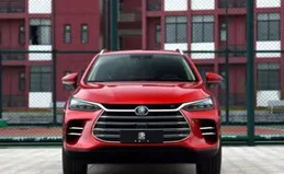 2026款唐DM-i終極劇透！200km純電+冰箱懷擋，17萬起掀翻混動市場