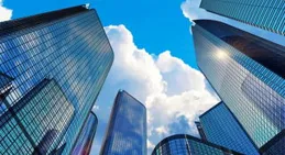 商場「痛樓」持續擴列，誰是最大贏家？