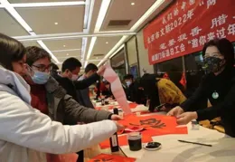 基層動態丨北新橋街道總工會開展「錦緞古韻 小扇微涼」非遺腰扇制作活動